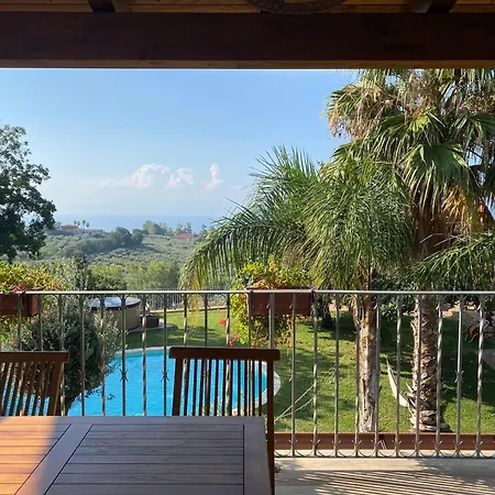 Casale Calabria Bed & Breakfast Gizzeria Exterior photo